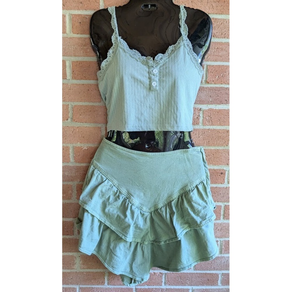 Womens Tank Top Y2K 90s Style Size S Cropped Lace Trim Cami Beachy Coquette Cute